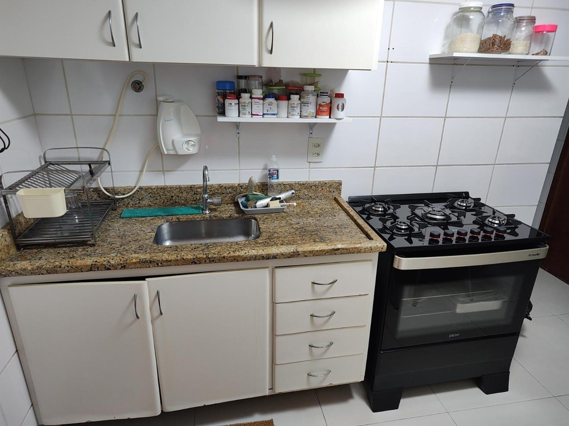 Hostel For One Com Quarto De Solteiro E Banheiro Privativos วิตอเรีย ภายนอก รูปภาพ